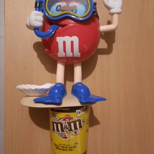 M&Ms collectible packaging like new with candy box