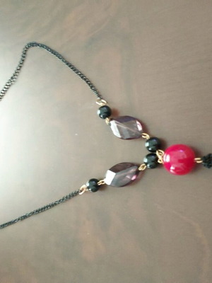 Necklace like new condition