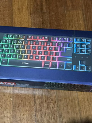 Trust GXT833 Thado Gaming Πληκτρολόγιο σαν καινούργιο, ανοιχτό αχρησιμοποίητο