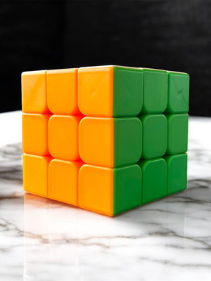 Classic Rubik's Cube 3x3 like new with vivid colors