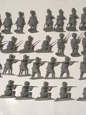 Airfix Waterloo Highlanders 1815 plastic soldiers used, set of 30