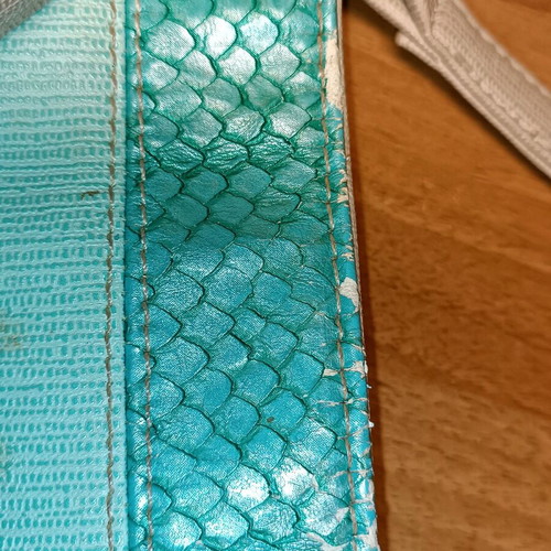 Women's shoulder bag with wear, size 30x42