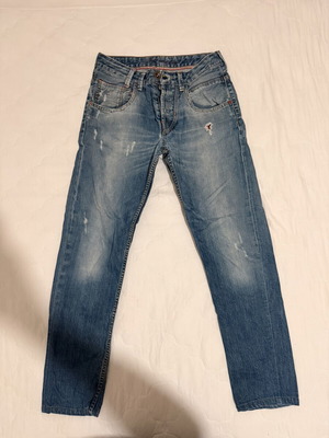 Staff Distressed Blue Jeans W31 L34 like new