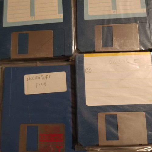 Vintage Apple Macintosh Software Library with 200+ 3.5" Floppy Disks in 2 Posso Drawers used