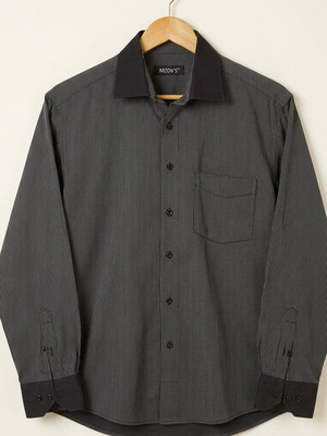 Men's striped shirt XL like new, black