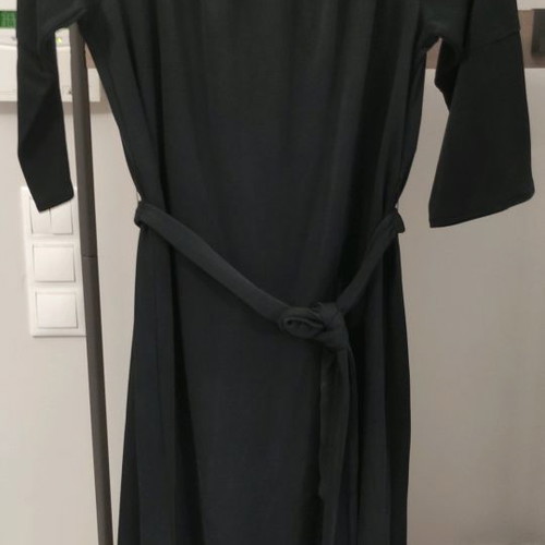 Benetton dress used, size M, black, loose fit with belt