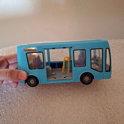 Toy bus used with rolling wheels
