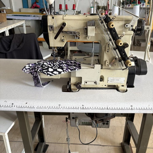 Sewing machines used, pack of 9 industrial and automatic models