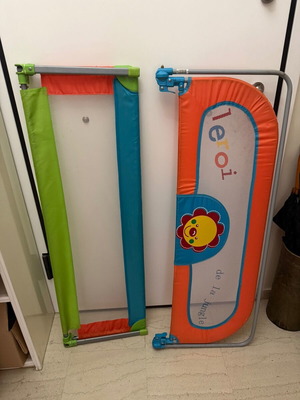 Protective Bed Rails for Babies and Toddlers like new, set of 4