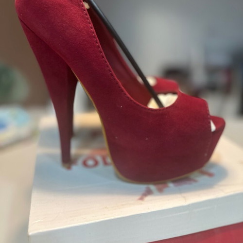 Follow Me Red Peep Toe Pumps Size 39 New