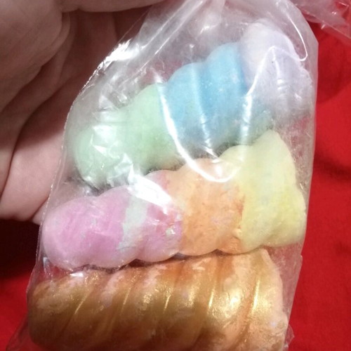 Colored chalks like new, pack of 3 large