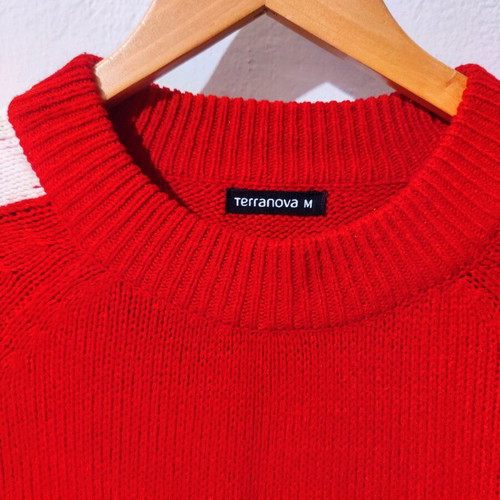 Terranova women's long-sleeve sweater like new, red and white