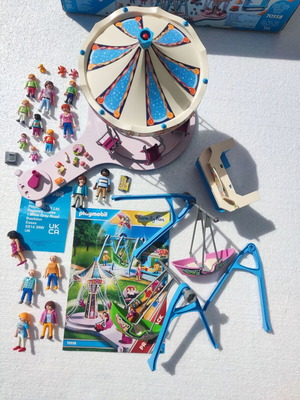 Playmobil Family Fun 70558 σετ λούνα παρκ με φιγούρες και κυλικείο