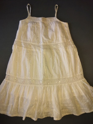 Benetton girls dress white size 8 years like new