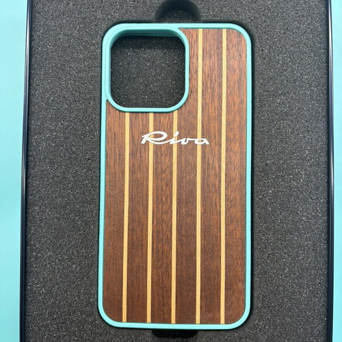 Riva case for iPhone 15 Pro Max used, acquamarina color