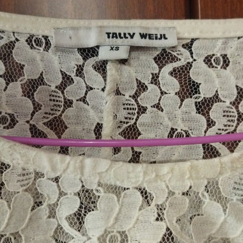 Tally Weil blouse XS like new, white beige
