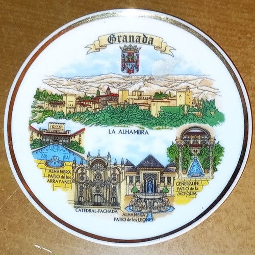 Decorative plates set used from abroad
