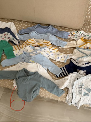 Baby bodysuits with long sleeves size 56 like new