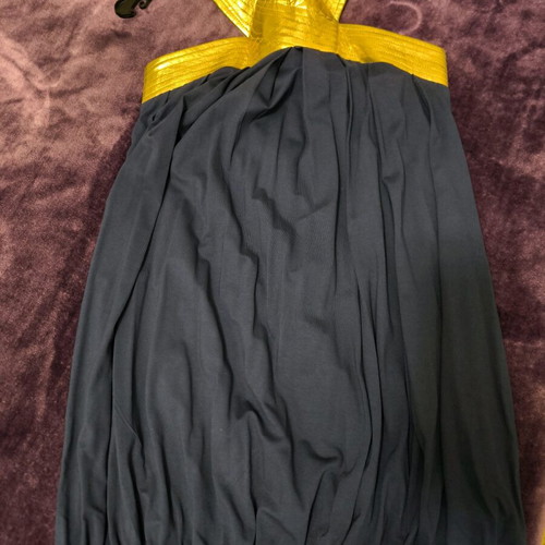 Women's dress like new, purple with gold details, size M