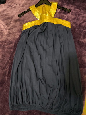 Women's dress like new, purple with gold details, size M