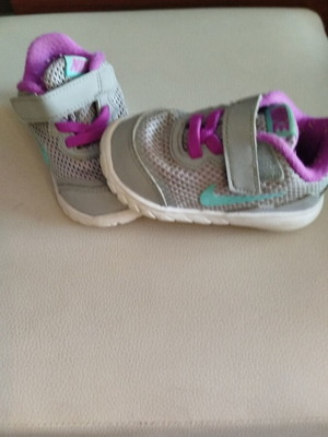 Nike baby shoe used, size 19.5
