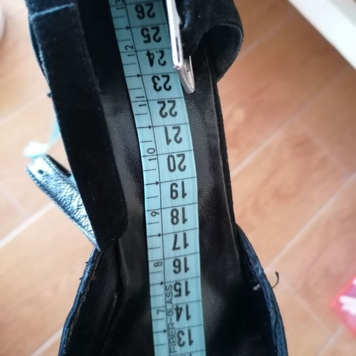 Baldinini suede pumps size 41 new, black