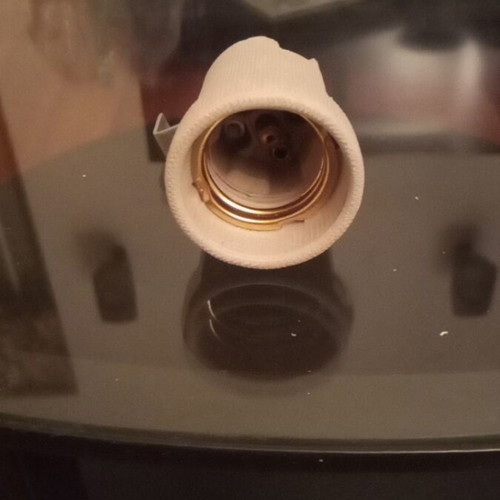 E27 Porcelain Socket with External Clip like new