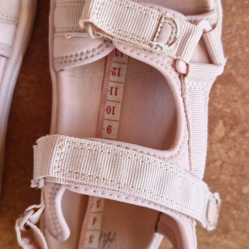 H&M sandals size 28 used, pink, comfortable model