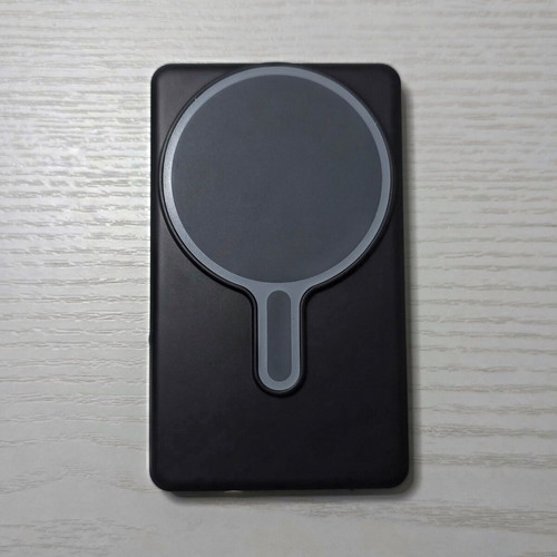 Wireless MagSafe Mini Display like new for Selfies and Reels