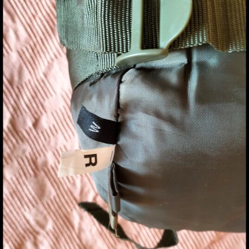 Sleeping Bag Survivor Military like new with carrying case