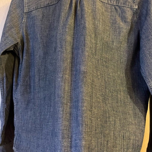 Levi’s denim shirt size S like new