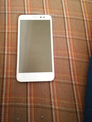 Lenovo A806 mobile phone used, non-working without battery and charger