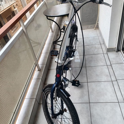 Folding Aluminum City Bicycle like new, 20 Inch, blue, V-Brakes