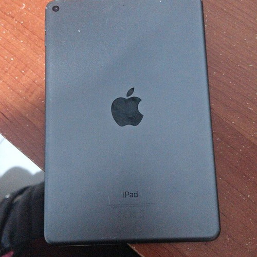 iPad tablet like new