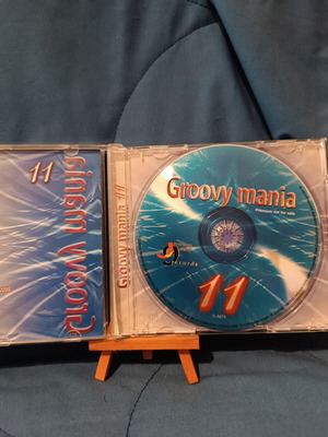 Groovy Mania 11 CD used