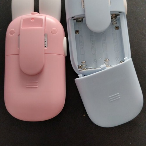 Wookie talkie set like new, pink and blue