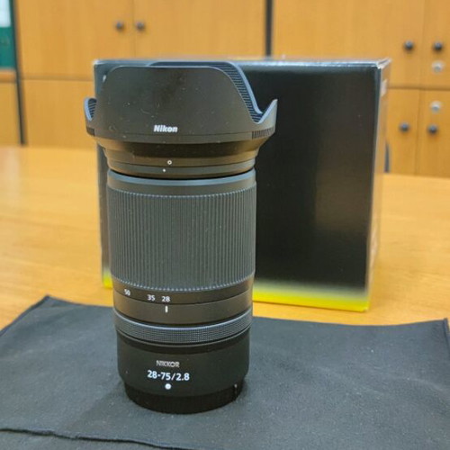 Nikon Z 28-75mm f/2.8 like new