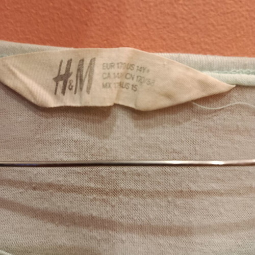 T-shirt H&M used, size 170 cm for 14 years old girls