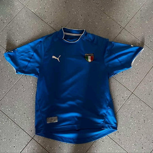 Puma Italy jersay like new