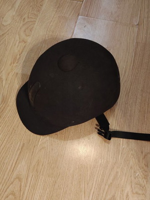 Velvet Riding Helmet for Children Up to 7 Years Like New