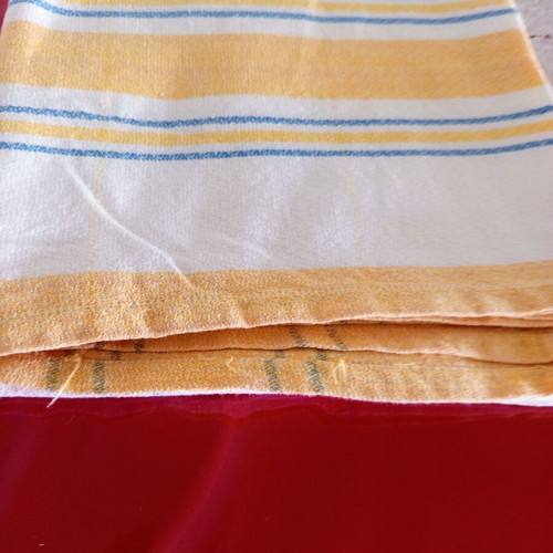 Handmade checkered kitchen tablecloth 117x111 cm like new