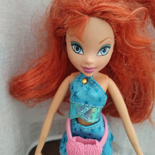 Winx Club Bloom Charmix doll used, collectible from 2005