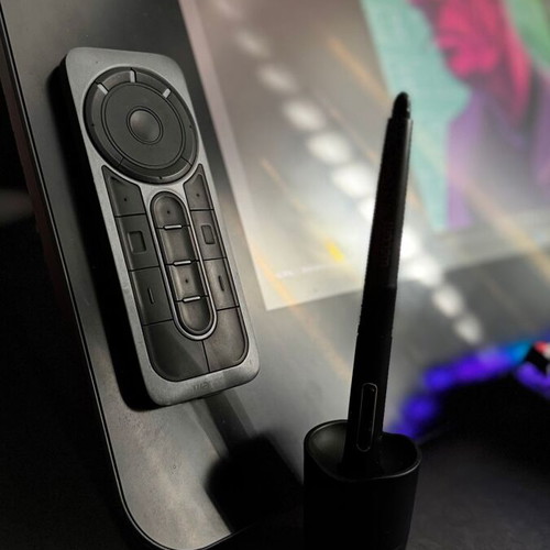 Wacom Cintiq 27QHD Pen & Touch like new