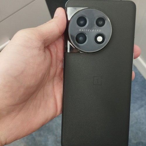 OnePlus 11 like new