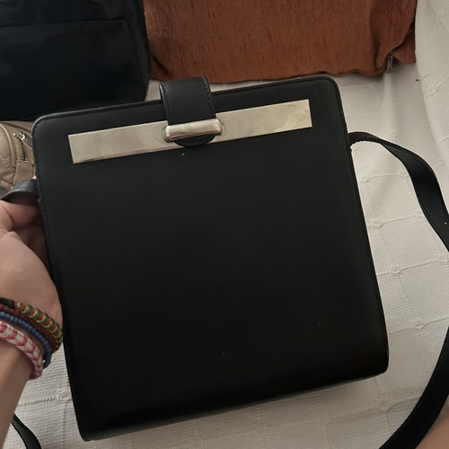 Shoulder bag like new