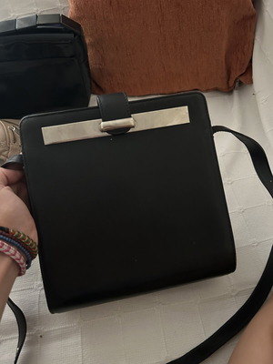 Shoulder bag like new