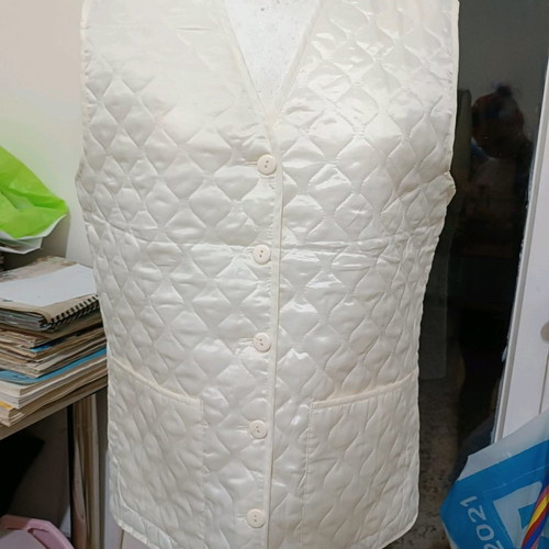 White thin vest new, size M-L