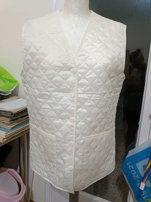 White thin vest new, size M-L