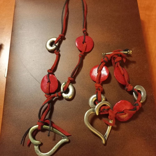 Handmade jewelry set with red leather and metal like new