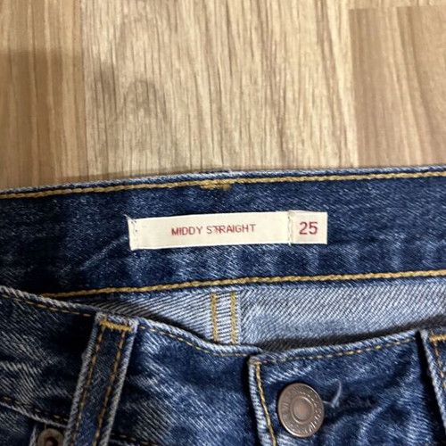 Levi's Middy Straight jeans, size 25, blue